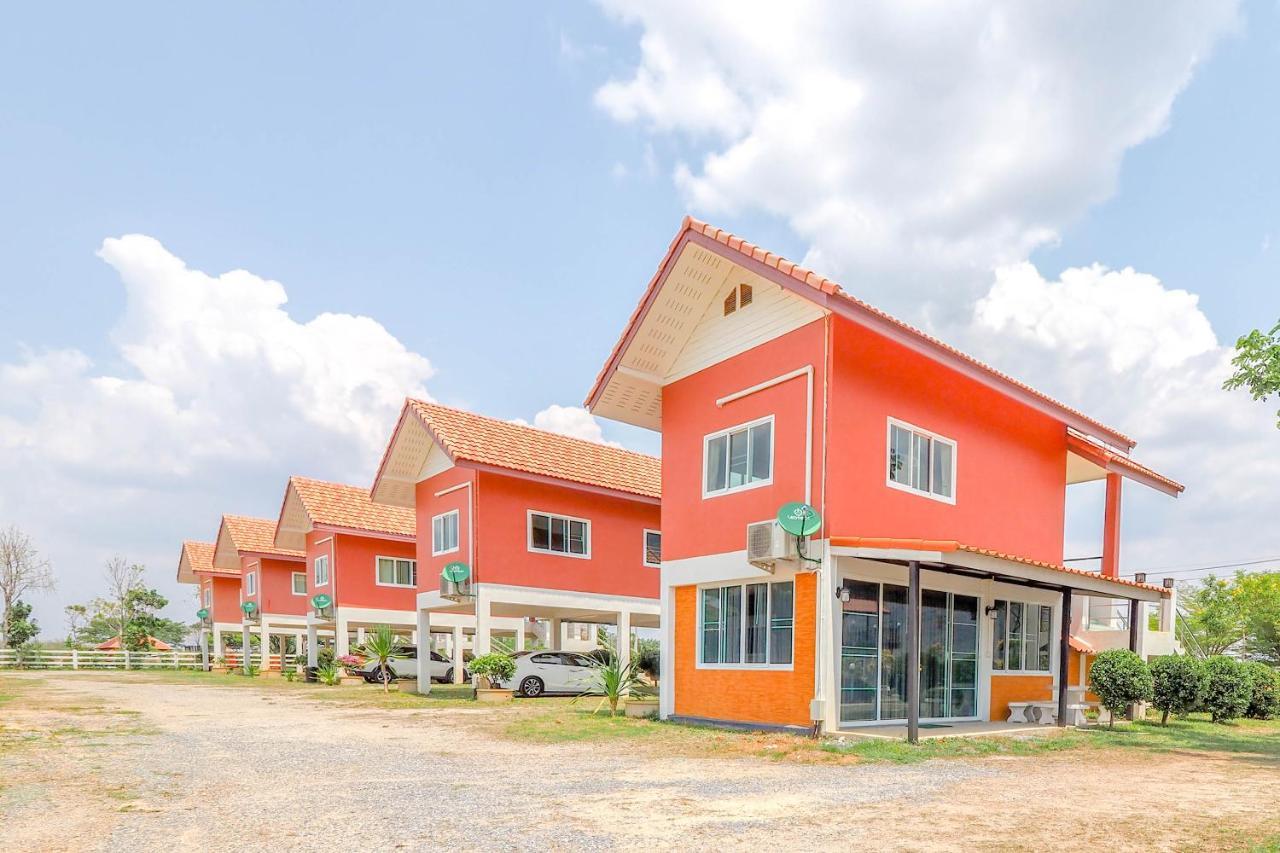מו סי Oyo 748 Pada Homestay מראה חיצוני תמונה